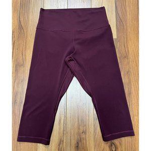 Lululemon Athletica Women’s Burgundy Cropped legging Size 10